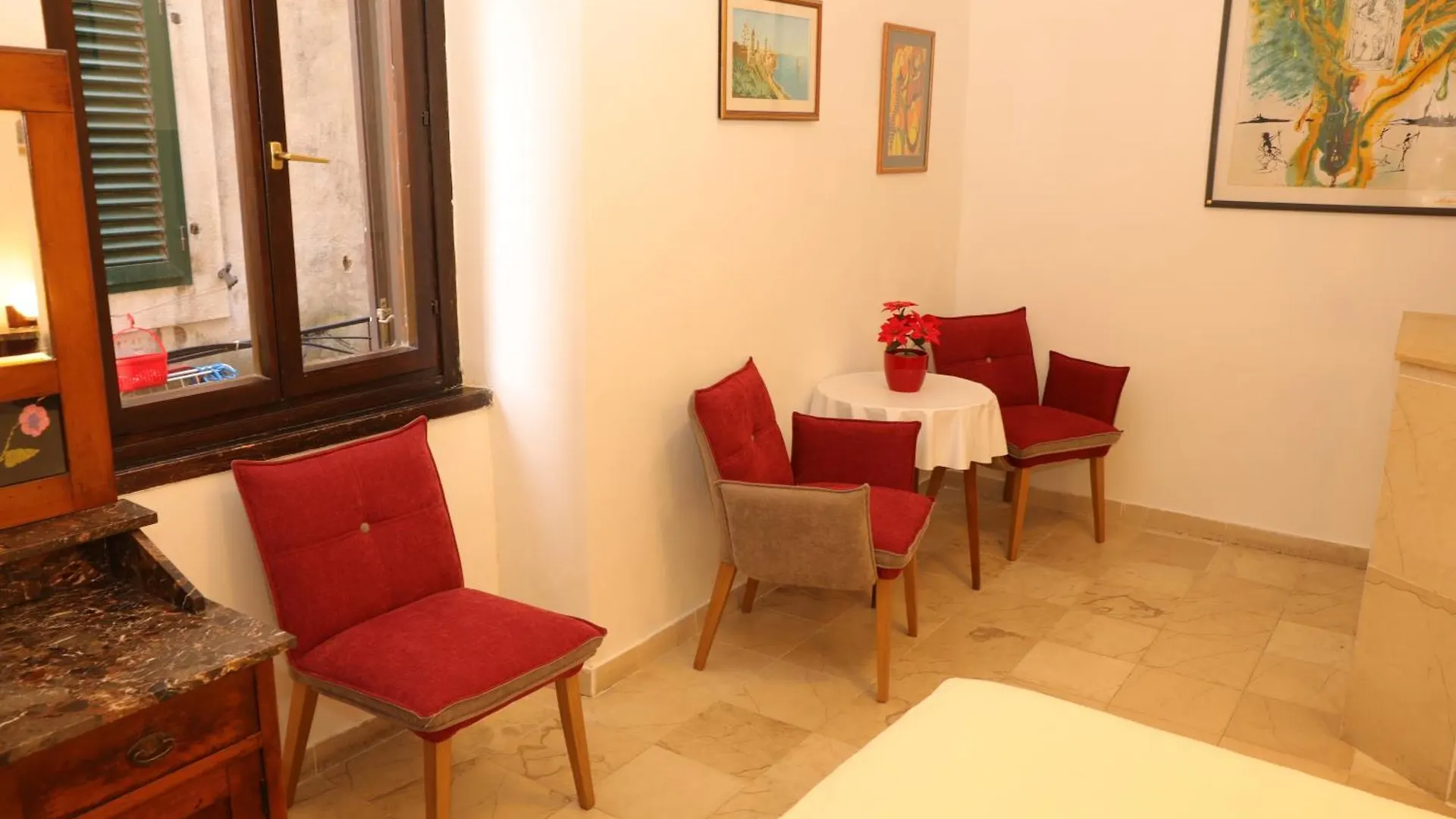 Appartement Center Room D16 In The Ancient Roman Palace Split Kroatië